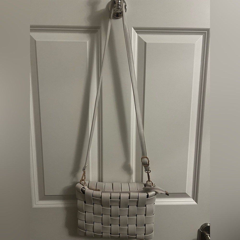 Anthropology Lindy woven crossbody/ clutch bag in off white color
